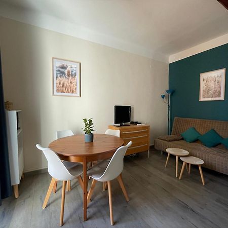 Appartement Les 12 Sables à Le Lavandou Extérieur photo