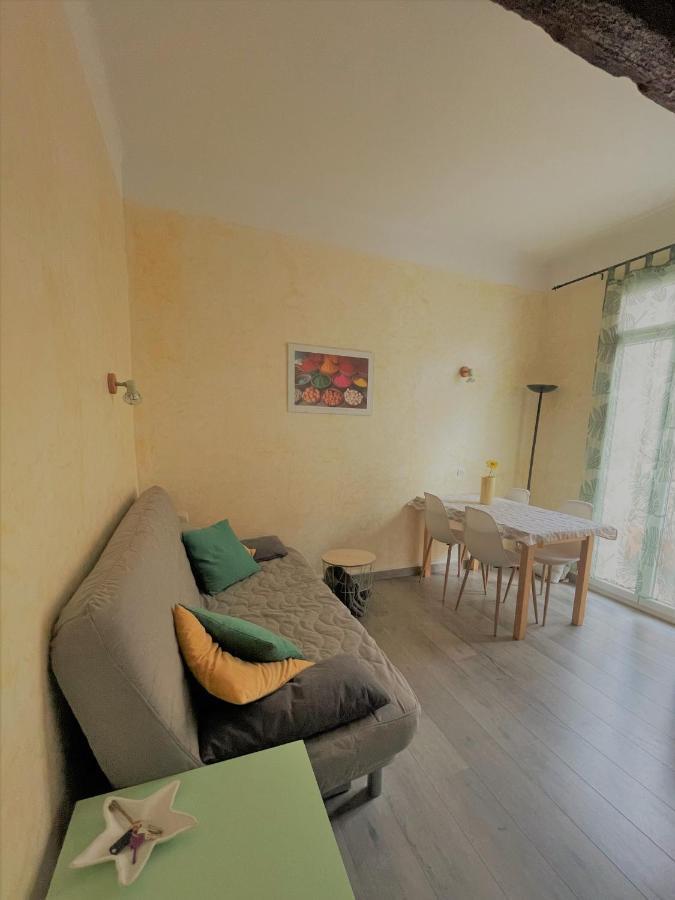Appartement Les 12 Sables à Le Lavandou Extérieur photo