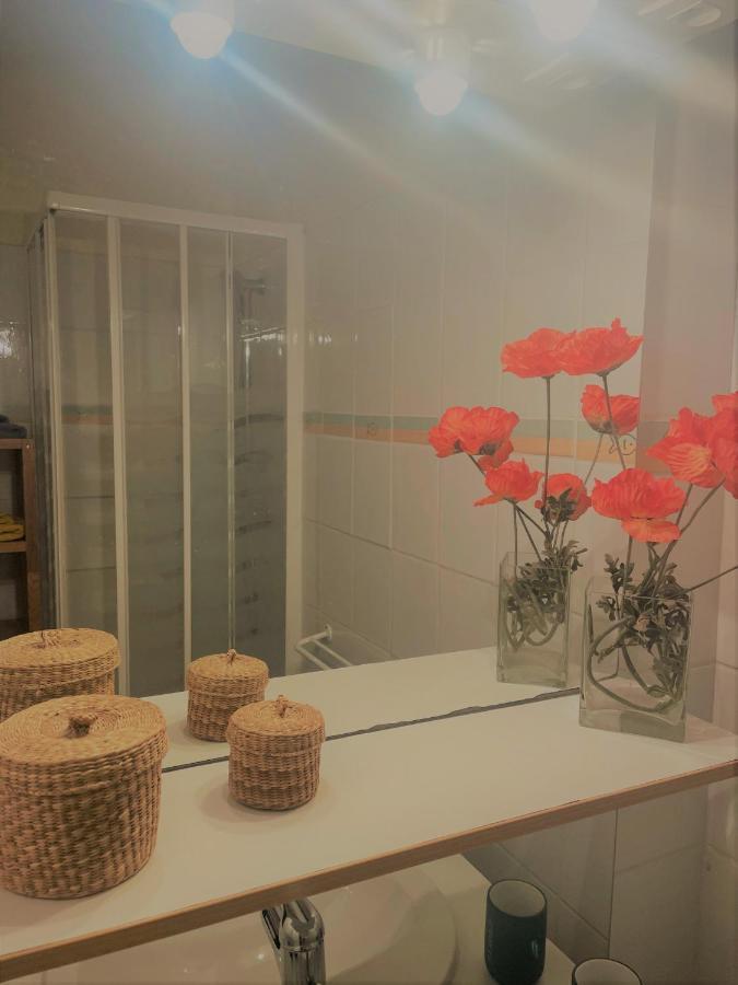 Appartement Les 12 Sables à Le Lavandou Extérieur photo