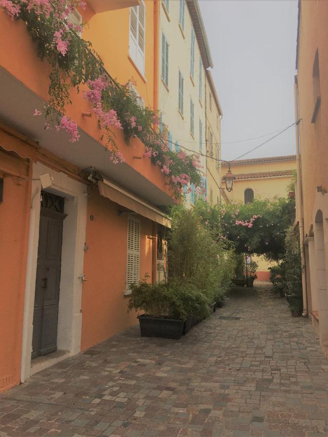 Appartement Les 12 Sables à Le Lavandou Extérieur photo
